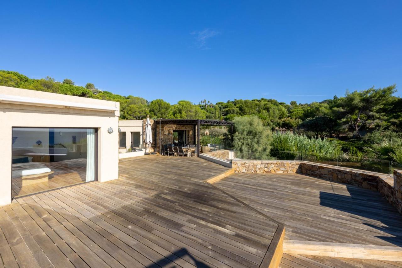 Villa In Gated Community Of Hotel La Reserve Ramatuelle Exterior photo