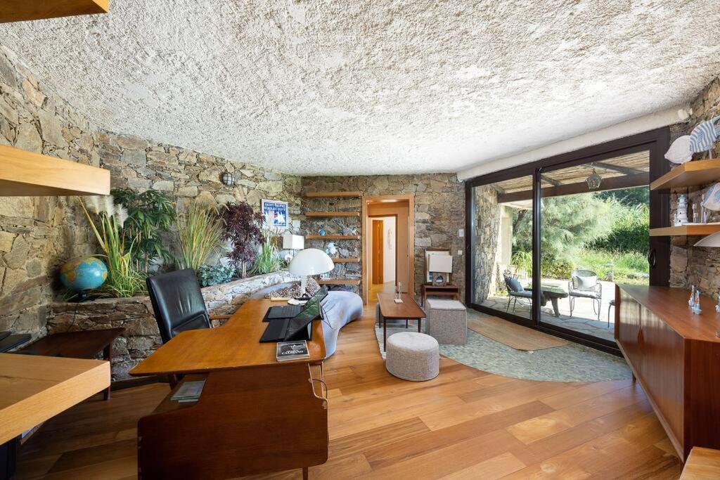 Villa In Gated Community Of Hotel La Reserve Ramatuelle Exterior photo